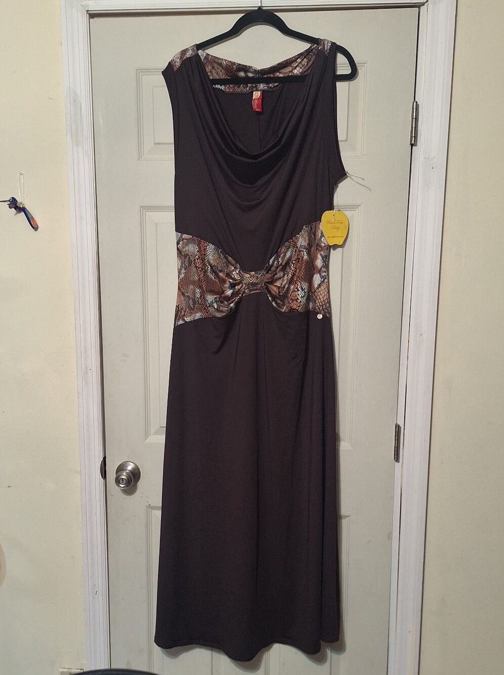 Vintage Apple Bottom Midi Dress